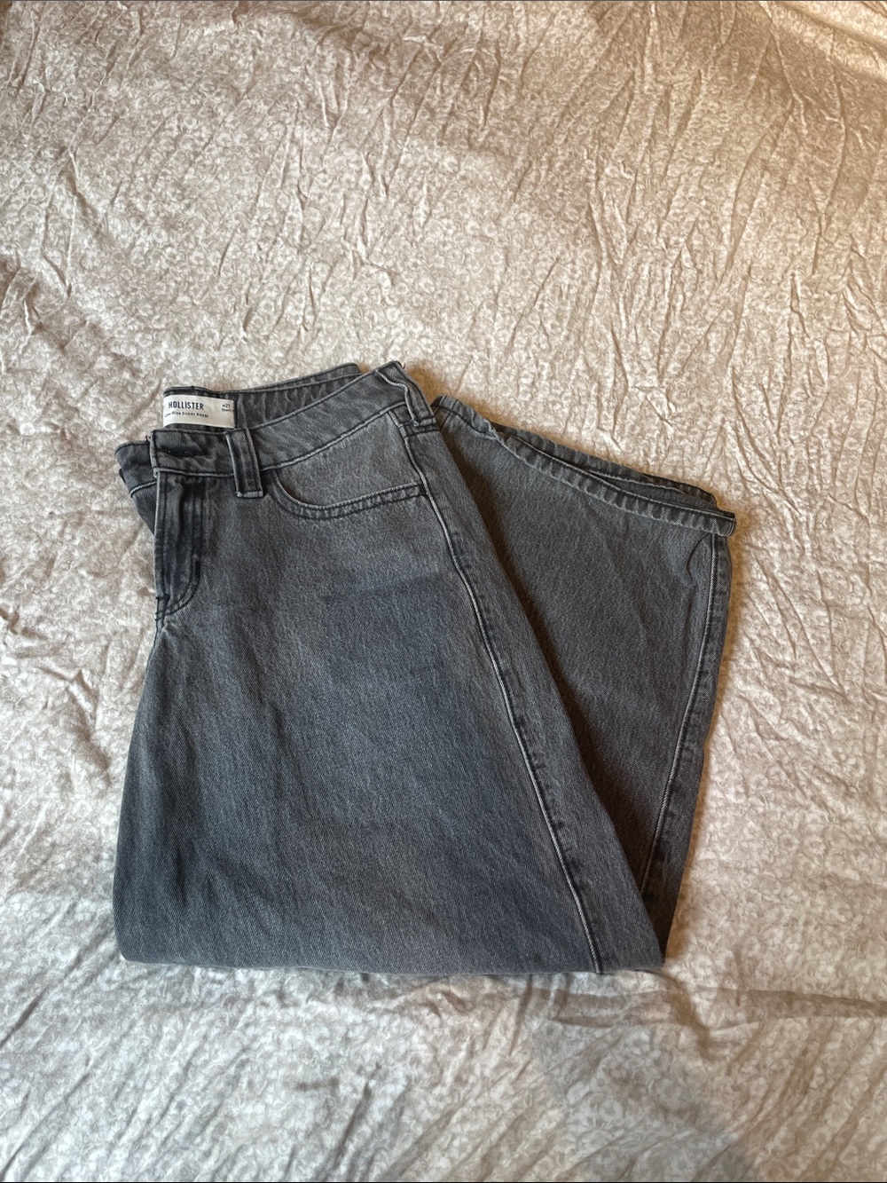 Low rise Hollister wide leg jeans